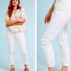 🌹Anthropologie Relaxed Embroidered White Chino Pants Size 26